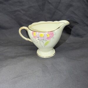 Foley Primrose Creamer 1930s‎